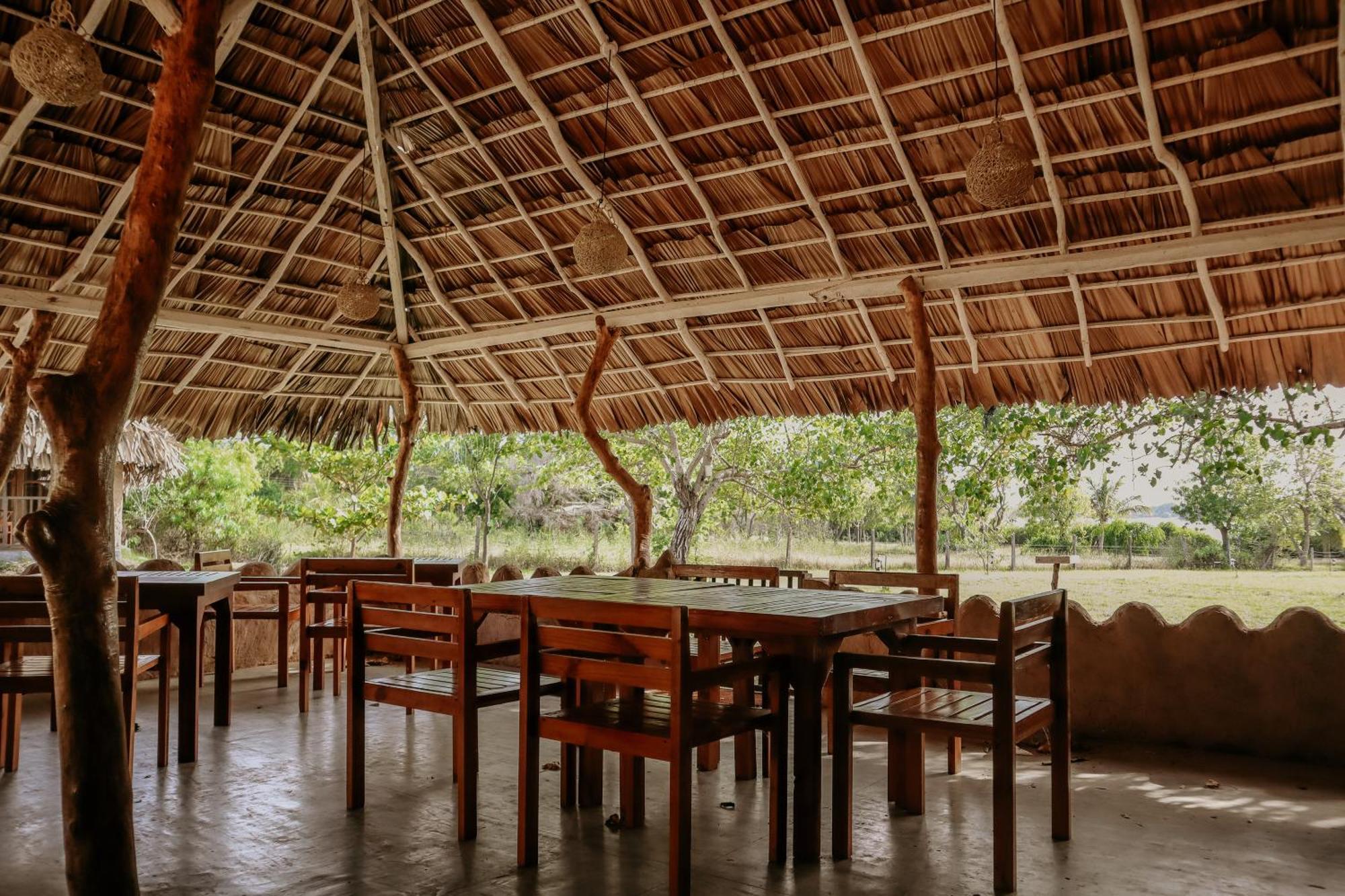 Saffron Lake Yala Tissamaharama Exterior foto